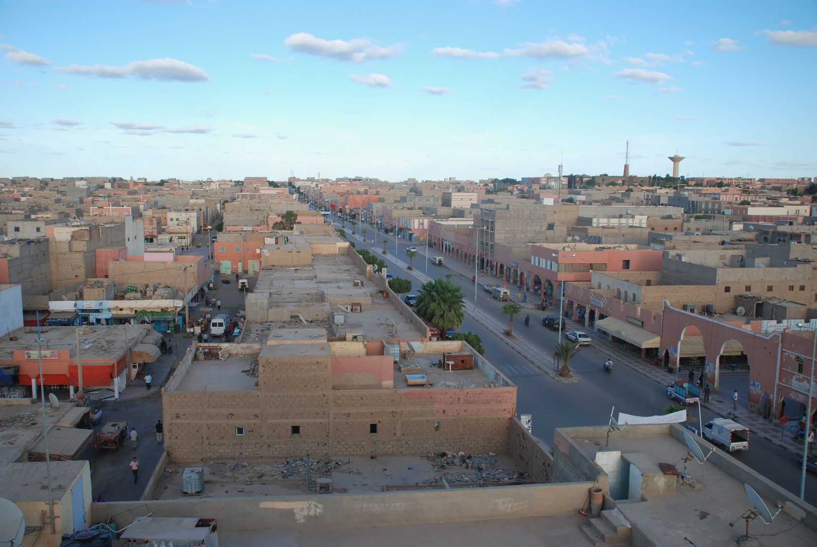 تنديد دولي واسع بهجوم السمارة والضغوط تتزايد على الجزائر والبوليساريو