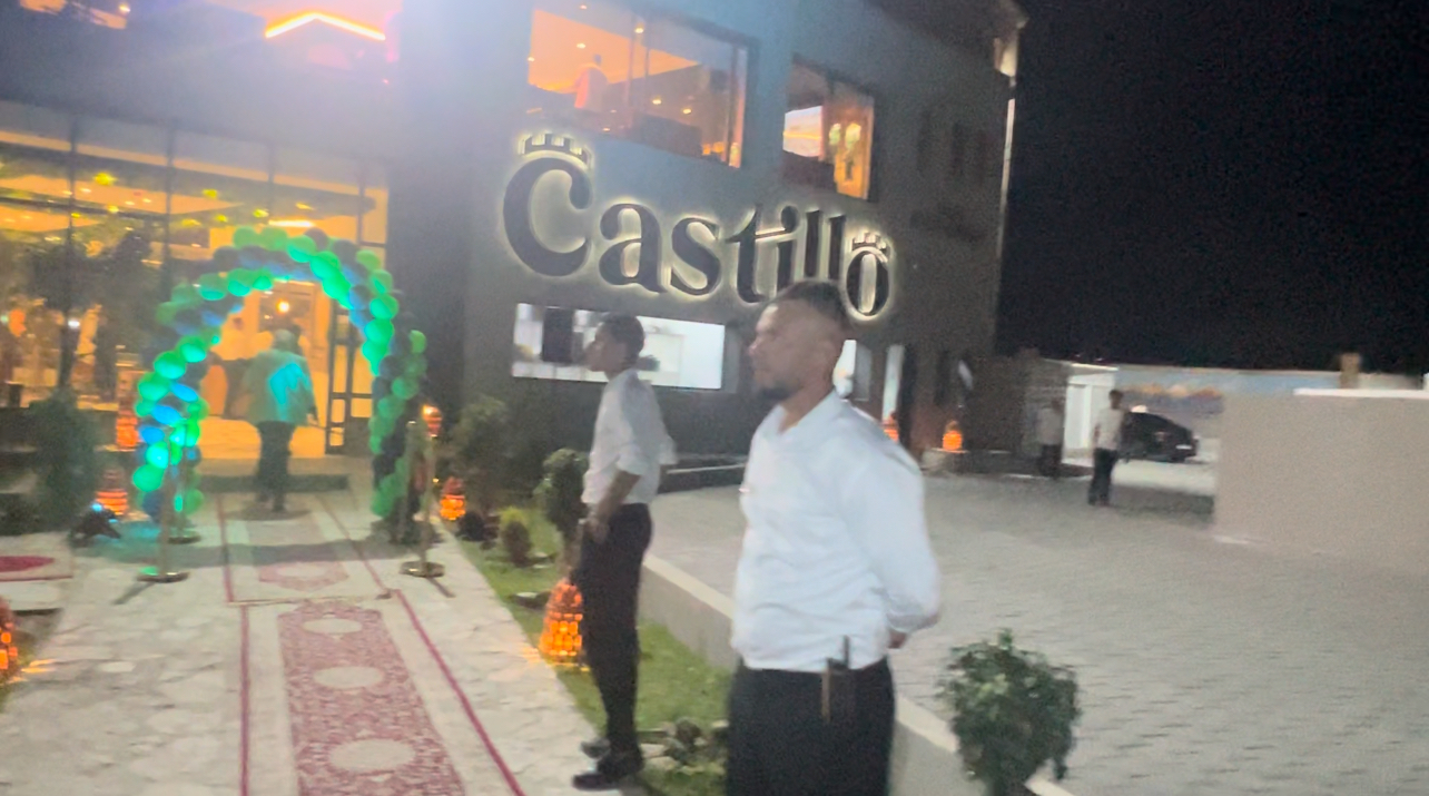 مقهى ومطعم Castillo بطنجة.. عرض سياحي متميز بمواصفات عصرية وإطلالة بانورامية على ضفاف المتوسط