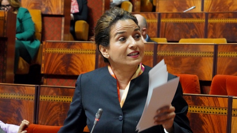 الساعة الإضافية تحت المجهر.. بنعلي تكشف محدودية أثرها الطاقي وتطمئن بشأن تموين السوق