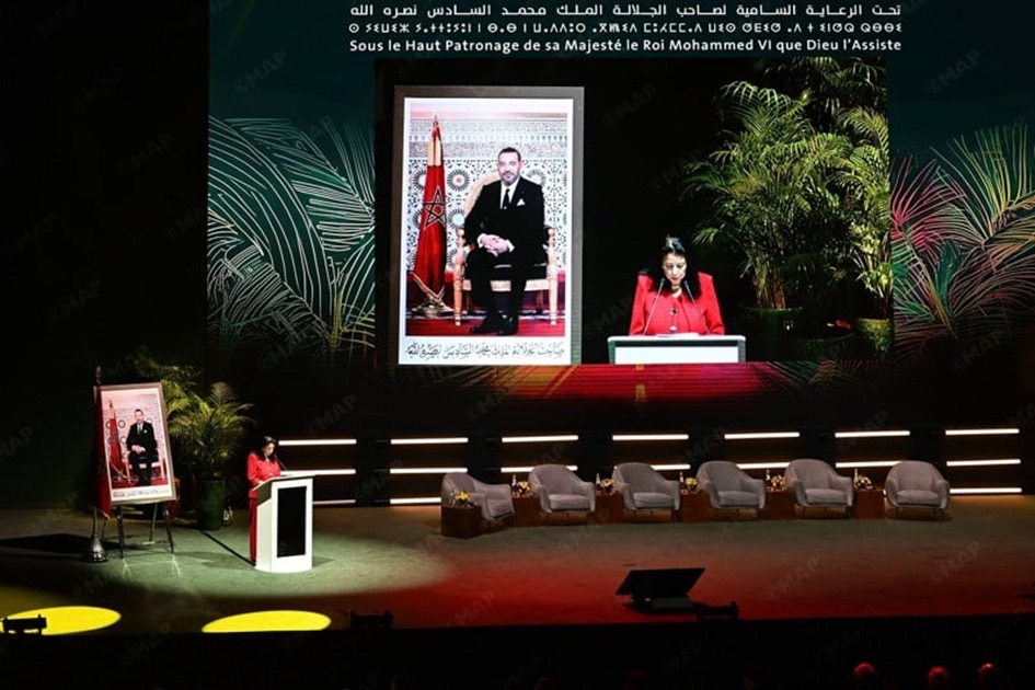 الوزيرة السغروشني: المغرب يسعى ليكون منصة للحوار حول الذكاء الاصطناعي ويستعد لاستثماره في تنظيم كأس العالم 2030