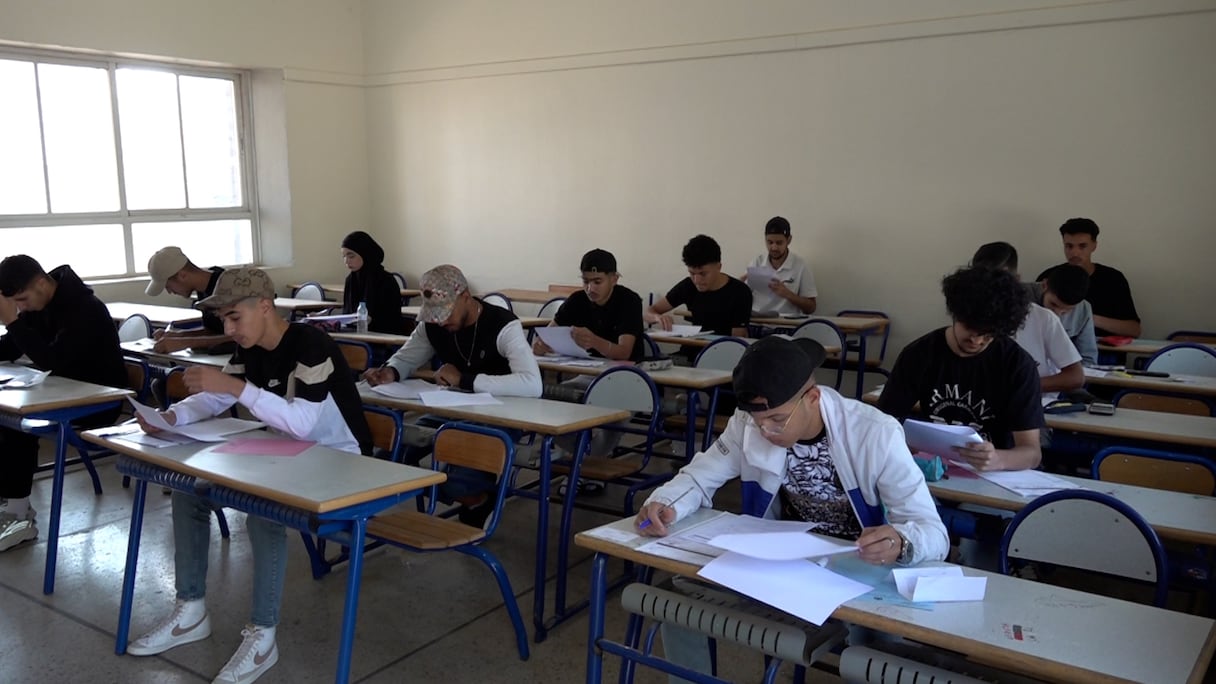 تشديد الرقابة على الامتحانات الإشهادية: نظام إلكتروني وخط أخضر لمحاربة الغش