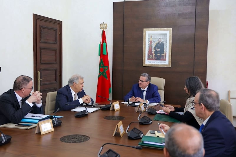 الحكومة تطلق دعما استثنائيا جديدا لمهنيي النقل لمواجهة غلاء المحروقات وضمان استقرار السوق