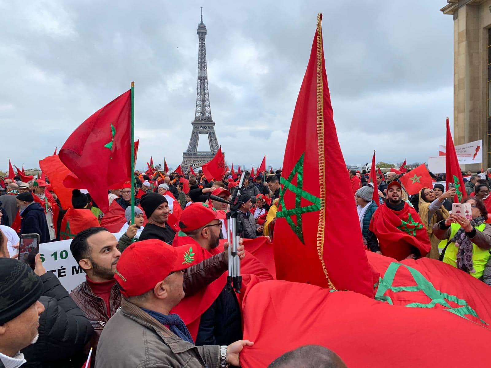 وزير الخارجية المغربي يعلن نهاية معاناة مغاربة العالم مع نقل الجثامين إلى أرض الوطن