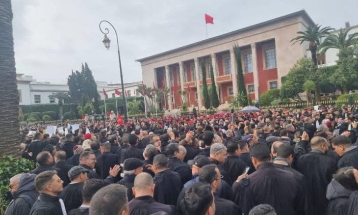 وقفة وطنية وتصعيد مفتوح… المحامون يتمسكون بسحب مشروع قانون المهنة ويحذرون الحكومة